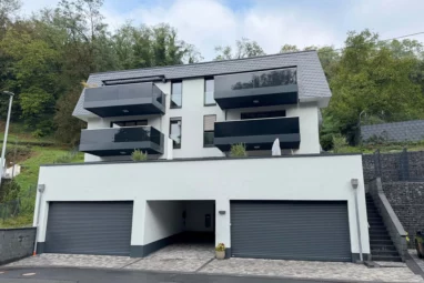 *ERSTBEZUG* Moderne Eigentumswohnung mit Aufzug, Balkon, Terrasse & TG-Stellplatz in attraktiver Lage!