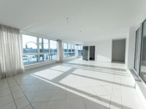 Wohnung mit Panoramablick auf den Rhein