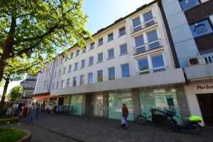 Ladenfläche mit Büroetage in zentraler Lage
