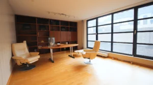 KREFELDER STADTMITTE: BÜRO, Praxis im erdgeschoss zu kaufen m. Innenhof u. Garage