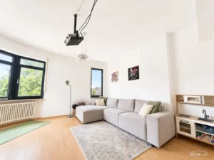 Sanierte, charmante Altbauwohnung in Rheinlage von Krefeld-Uerdingen zu mieten!