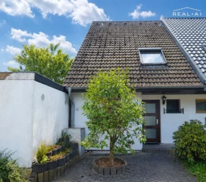 Verkaufstart in Burscheid: Gemütliches Reihenendhaus mit pflegeleichtem Garten und Garage