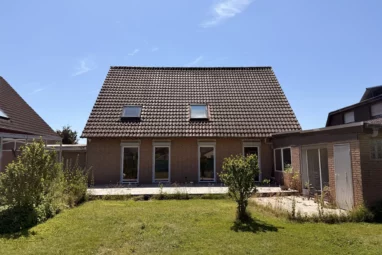 Erkelenz-Gerderath! Modernisiertes Einfamilienhaus mit großem Garten!