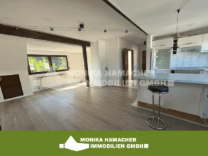 2-Zimmer-Wohnung in Innenstadtnähe mit Balkon und Einbauküche