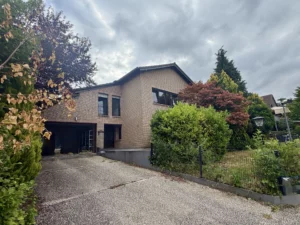 Raumwunder in Lichtenberg –  2-Familienhaus mit Potenzial