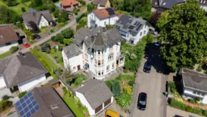 Wohnen und Arbeiten unter einem Dach – stilvolle Stadtvilla in top Lage von Höhr-Grenzhausen!
