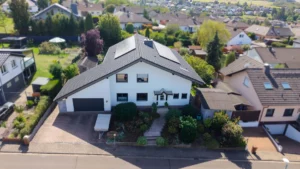 Saniertes und freistehendes Einfamilienhaus auf großem Grundstück in herrlicher Lage bei Limburg!